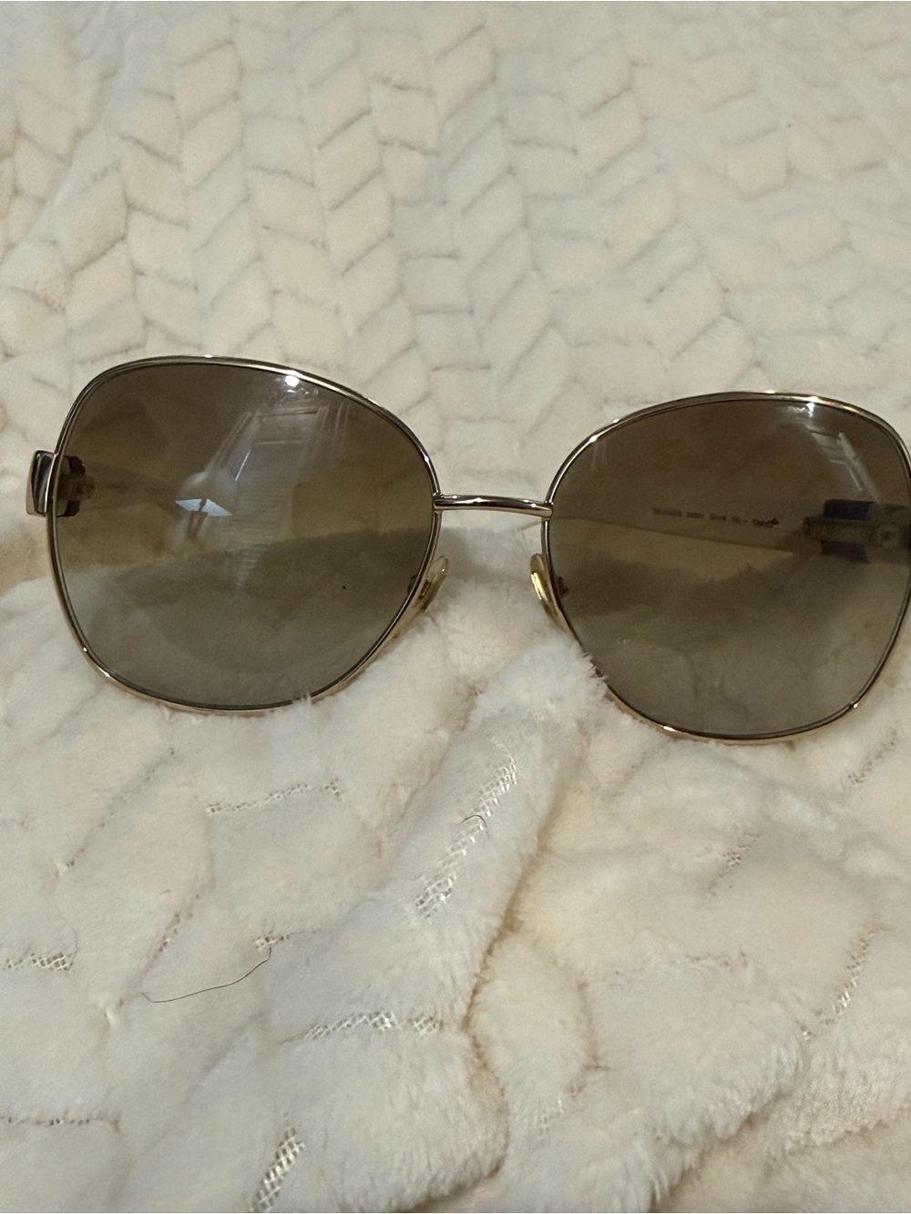 Gucci Gold Frame Women's Sunglasses with Brown Gradient Lenses